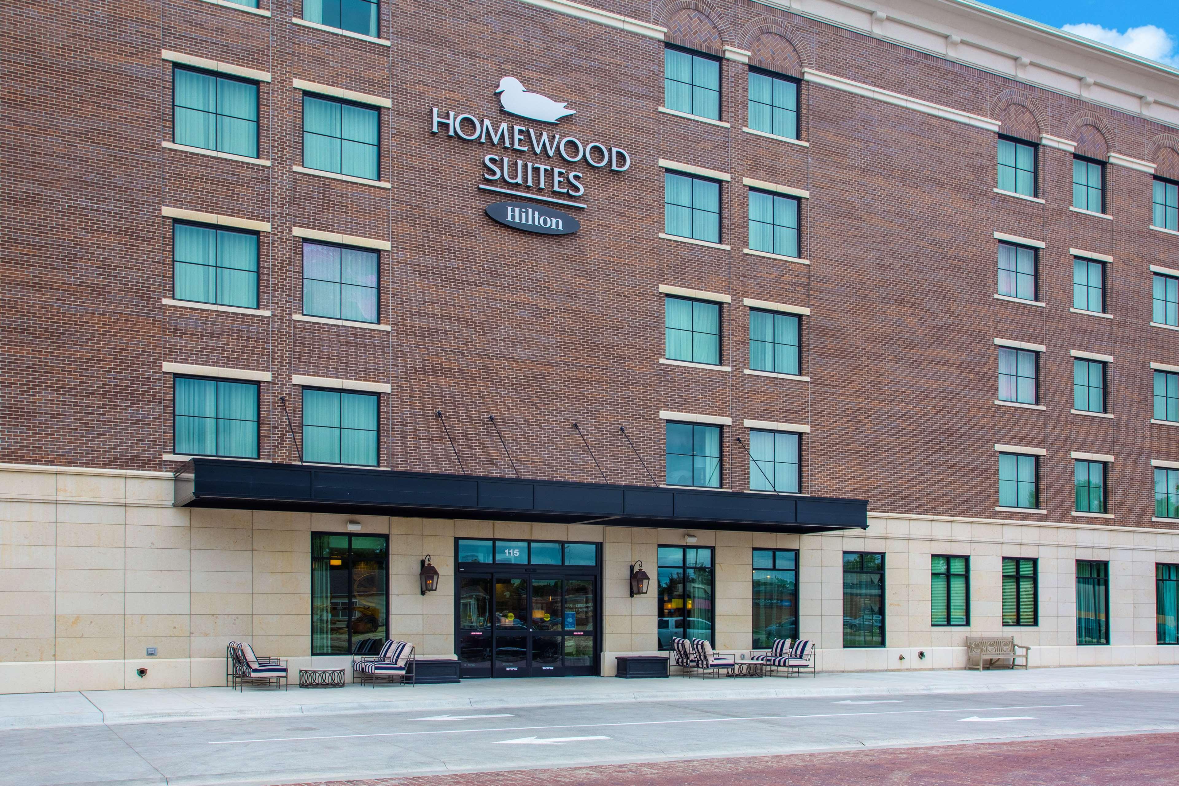 Homewood Suites By Hilton Salina/Downtown, Ks Exterior photo